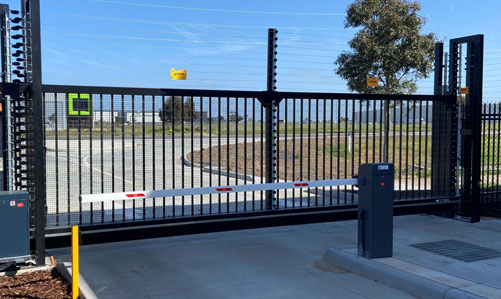 Cantilever Sliding Gates Img